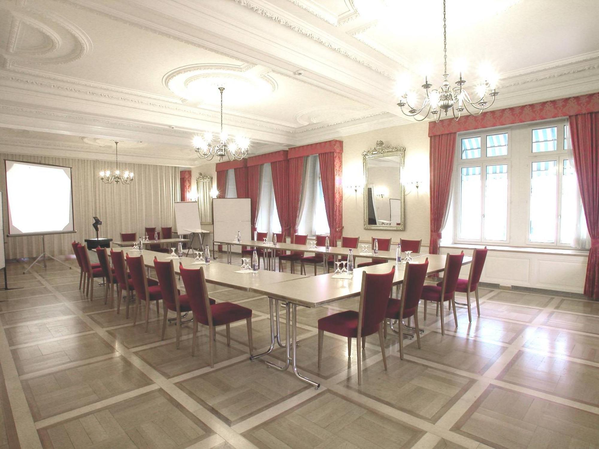 Hotel Post Glarnerhof Glarus Ngoại thất bức ảnh