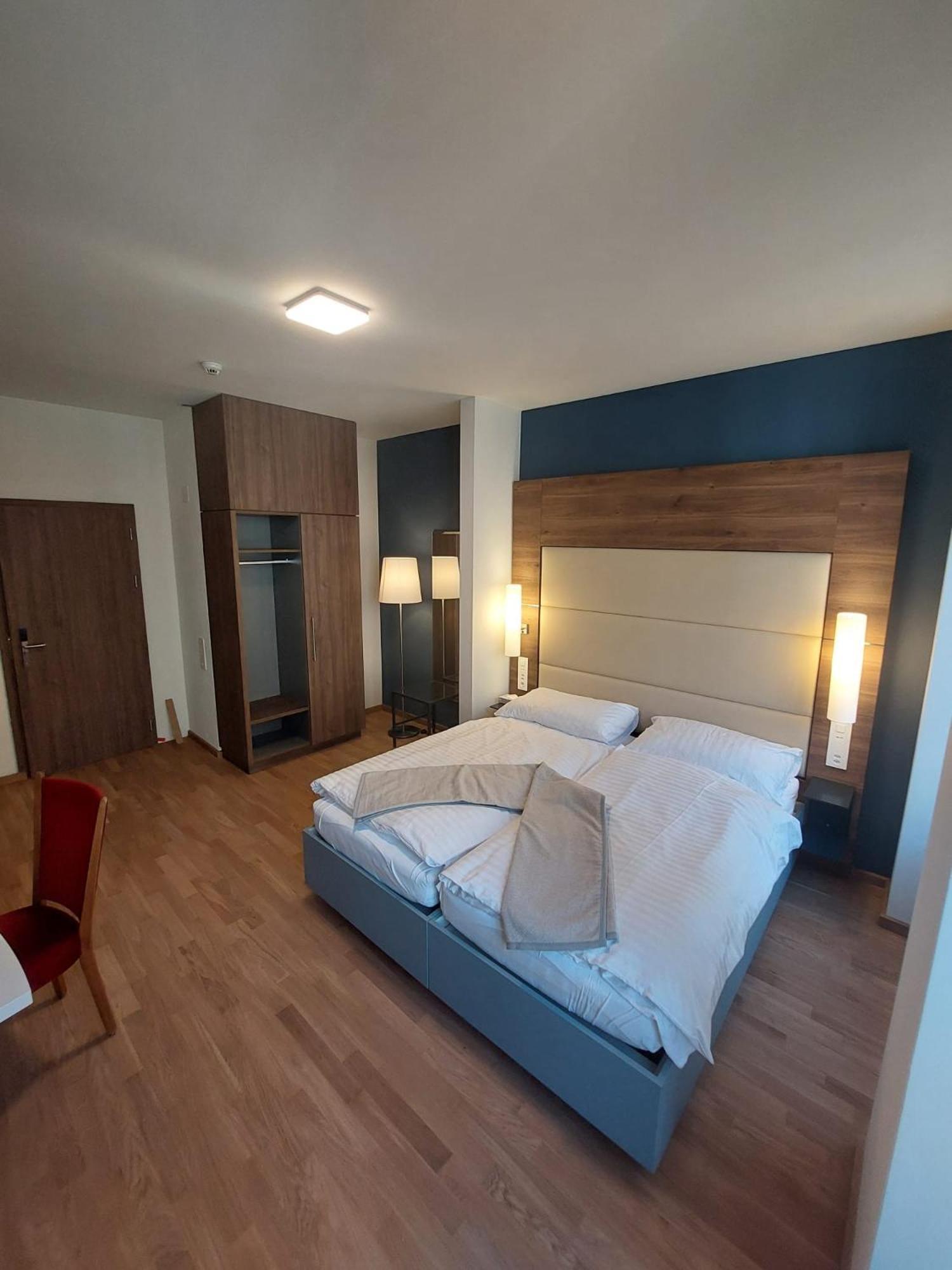 Hotel Post Glarnerhof Glarus Ngoại thất bức ảnh