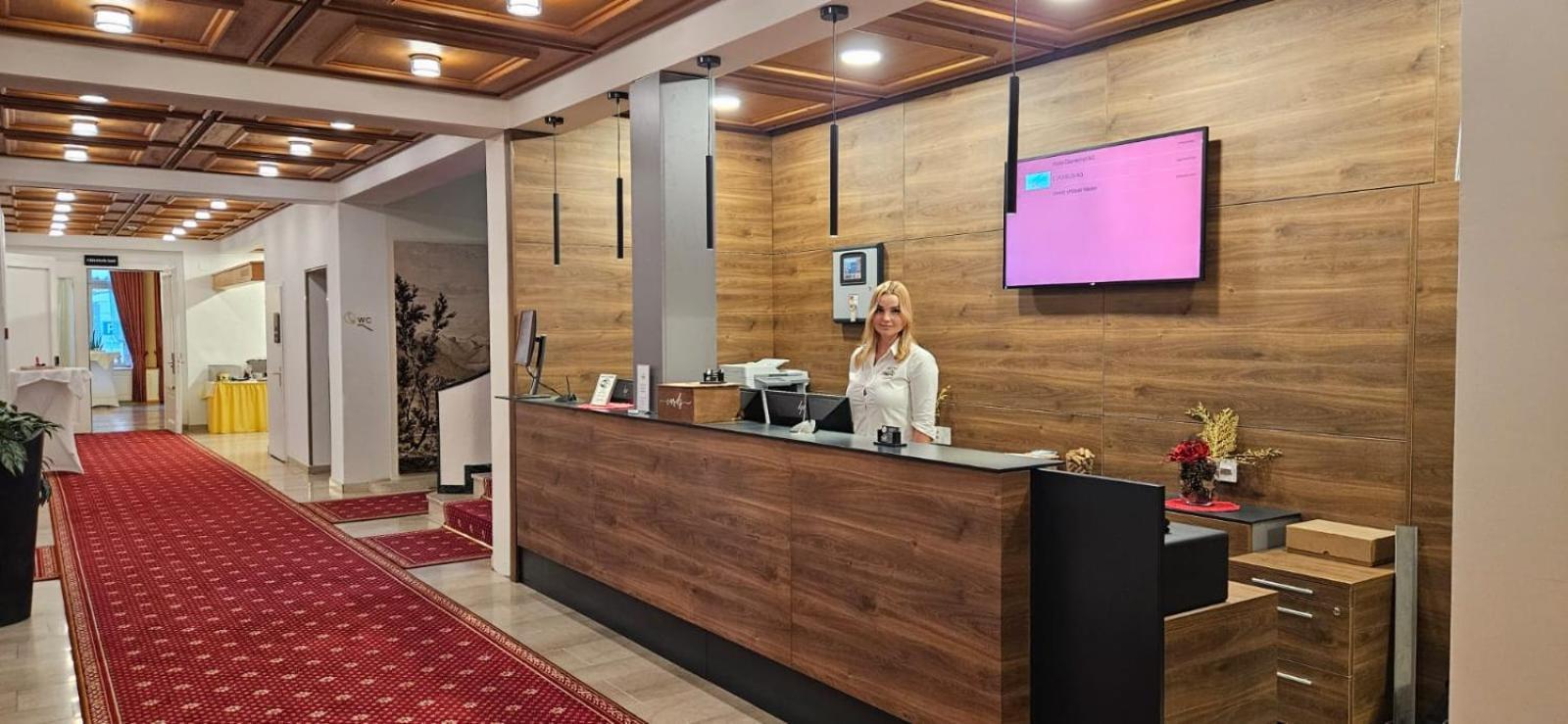 Hotel Post Glarnerhof Glarus Ngoại thất bức ảnh