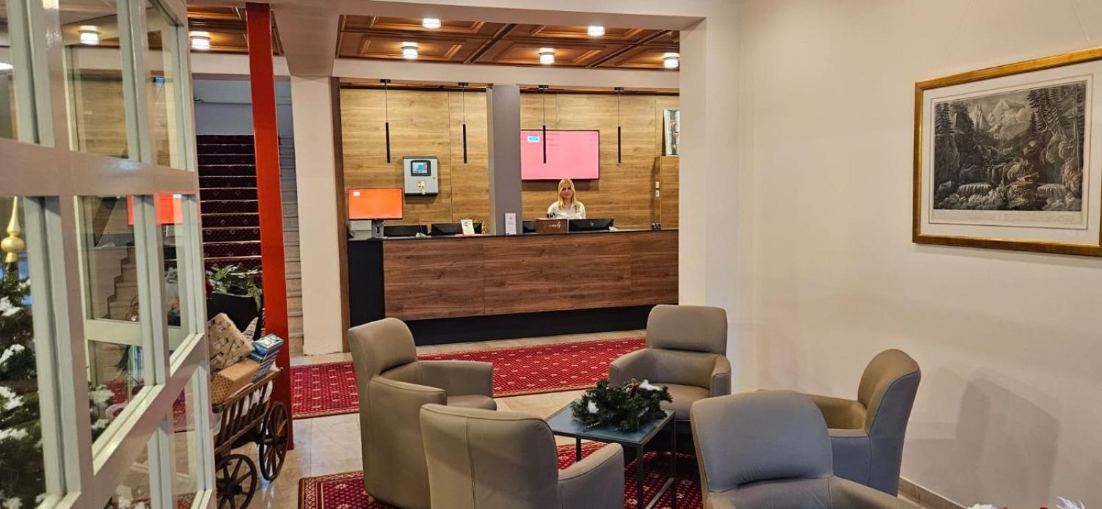 Hotel Post Glarnerhof Glarus Ngoại thất bức ảnh
